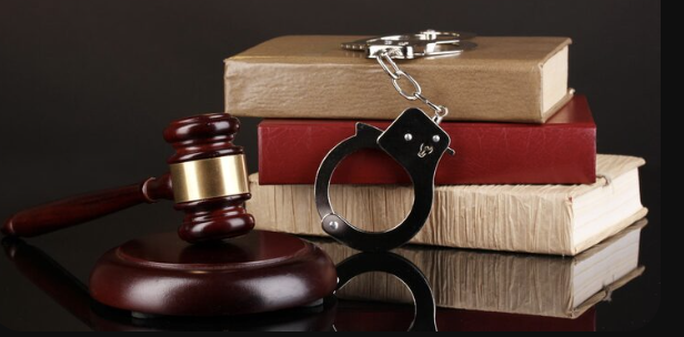 Criminal Defense Lawyer
